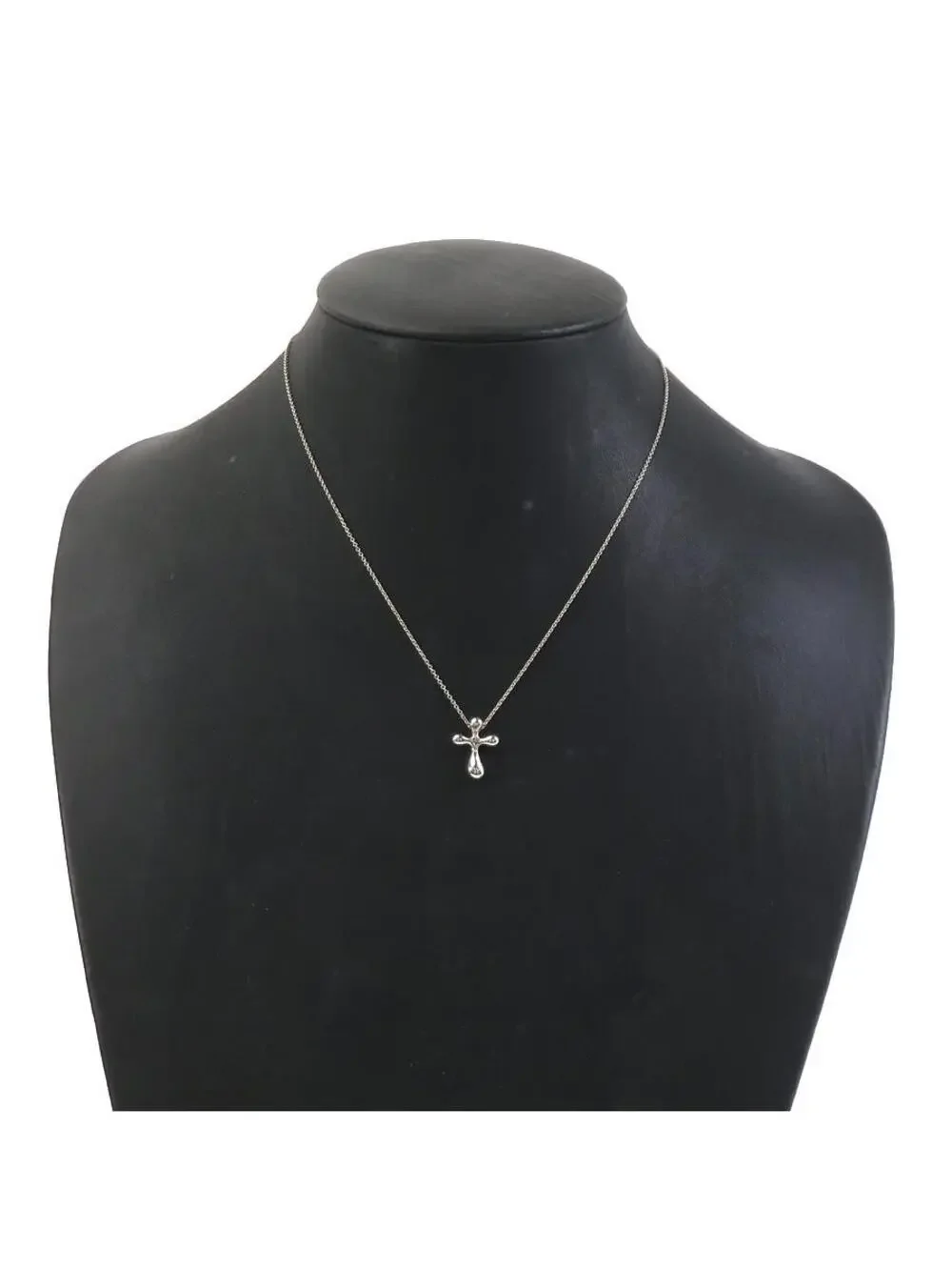 Auth Tiffany&Co. Small Cross Necklace #300092T12B